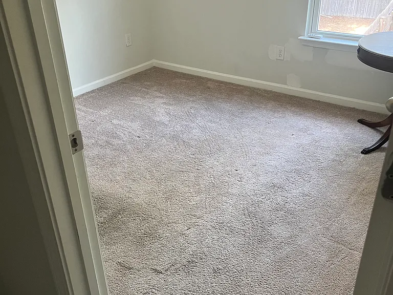 216 Spencer Cir — Photo 7