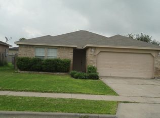5718 Victor Lara Ortegon St, Corpus Christi, TX 78417