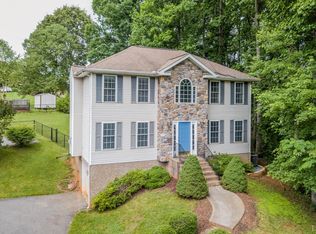 205 Cascade Ct, Lynchburg, VA 24502