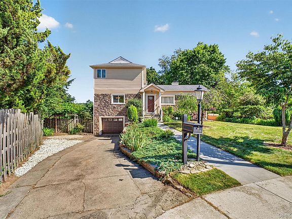 2nd image of 34 Observatory Drive