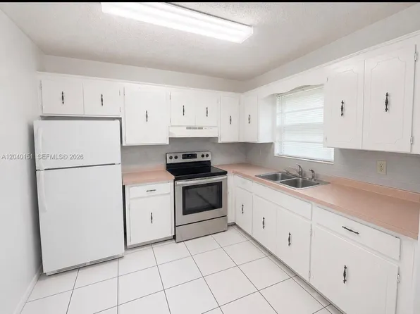 5771 SW 36th Ct #301, Fort Lauderdale, FL 33314
