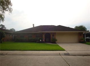 174 W Imperial Dr, Harahan, LA 70123