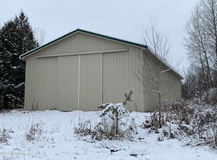 816 W Woodrow Rd, Shelby, MI 49455