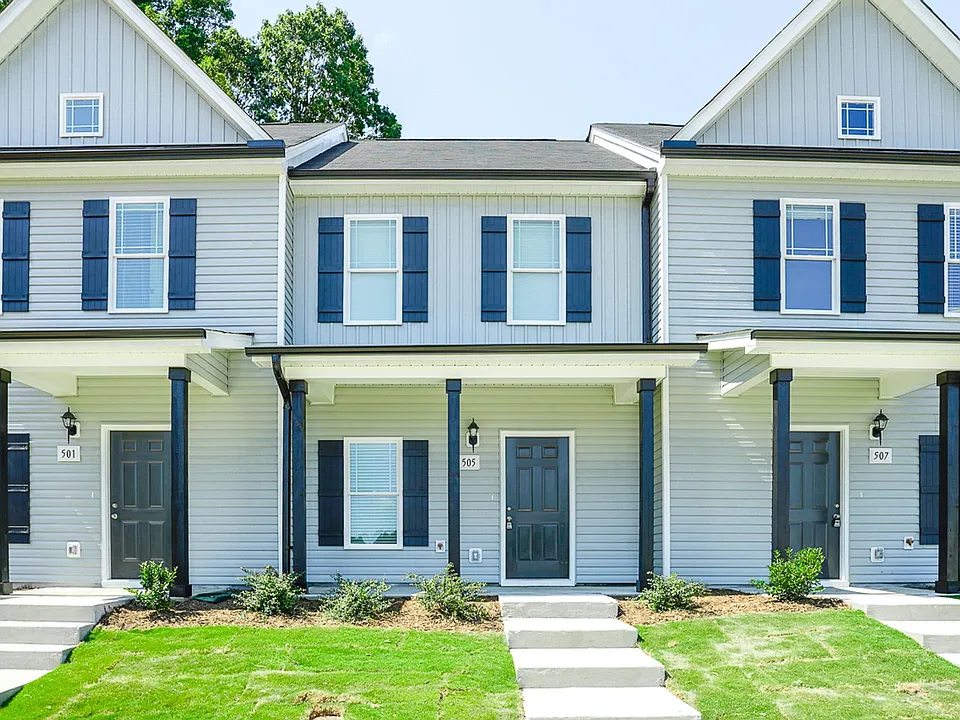 267 Spirea Dr