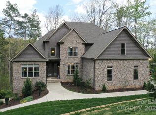 2757 Trent Dr NE, Conover, NC 28613