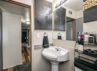 4049 N 68th St, Milwaukee, WI 53216