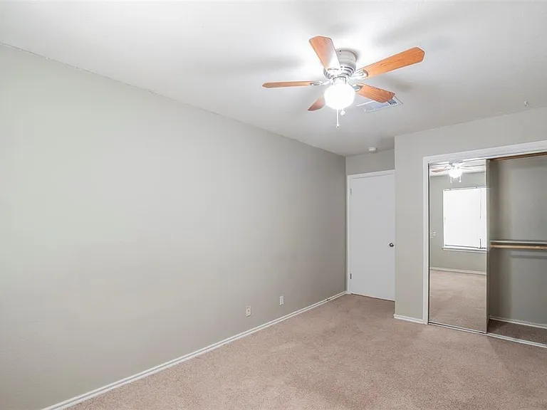 1802 Vanderhill Cv — Photo 17