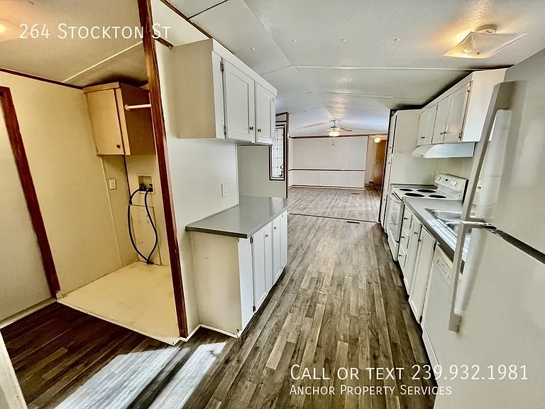 264 Stockton St — Photo 8
