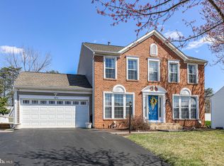 4074 Elkwood Ct, Woodbridge, VA 22193