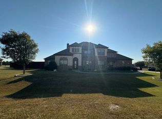 6010 Limestone Ln, Midlothian, TX 76065