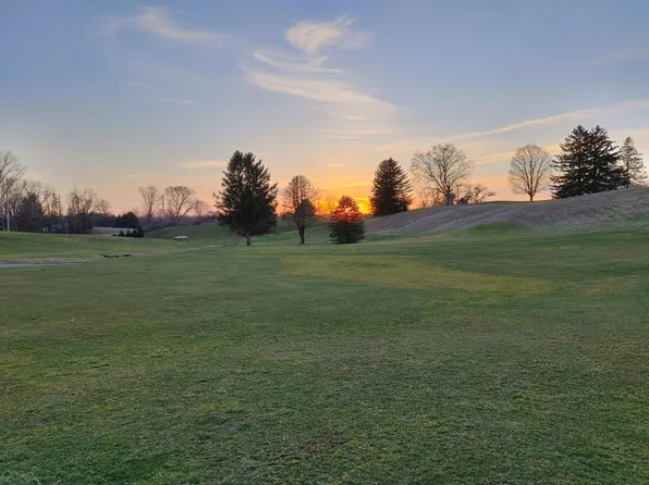 160 Coonpath Rd NE, Lancaster, OH 43130