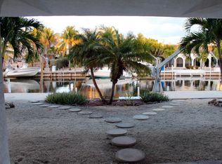 84 W Plaza Granada, Matecumbe Key, FL 33036