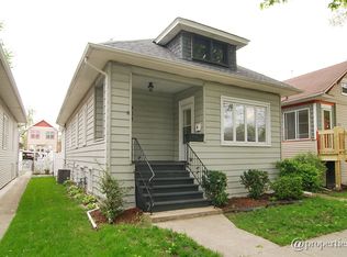 908 Lathrop Ave, Forest Park, IL