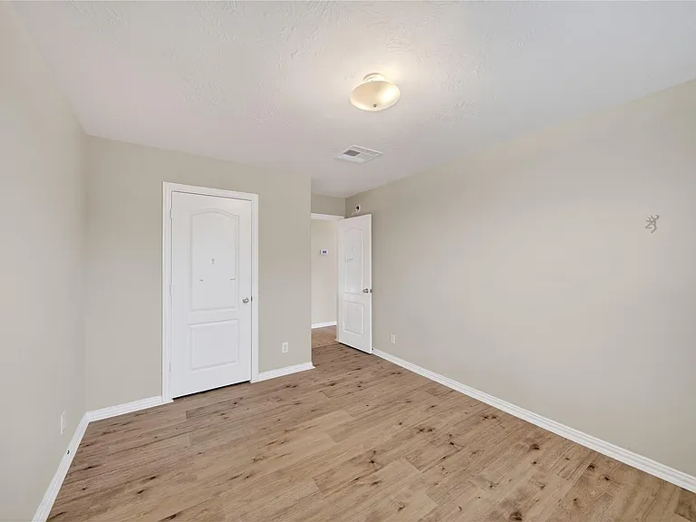 2411 Horned Owl Dr — Photo 39