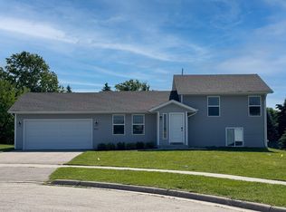 4661 Katsura Dr, Loves Park, IL 61111