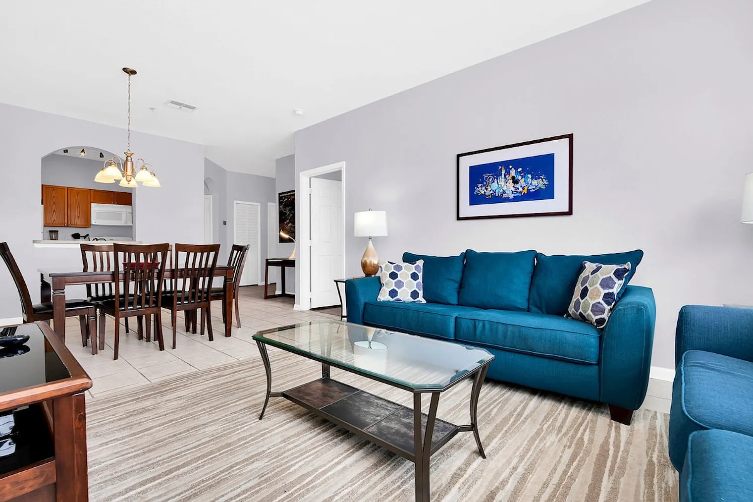 3 bed, 2.0 bath, 1410 sqft, $2,765 — Photo 2