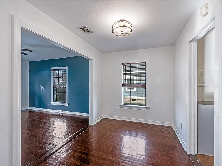 921 E Ramsey Ave — Photo 5