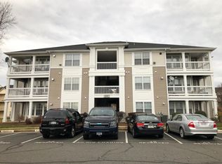 8091 Lacy Dr APT 104, Manassas, VA
