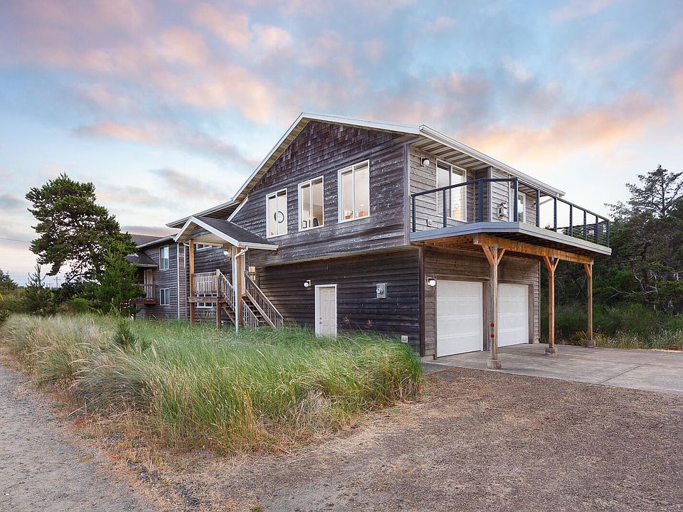 1st image of 34840 Cape Kiwanda Dr
