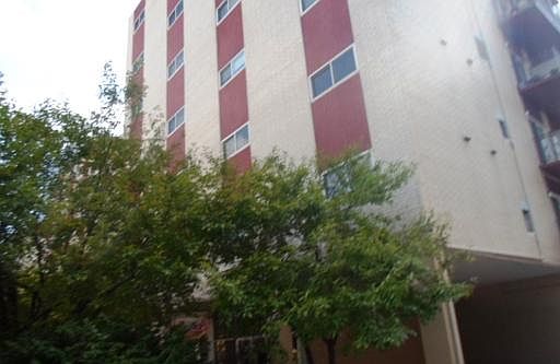 1st image of 1013 S Des Plaines Ave #601
