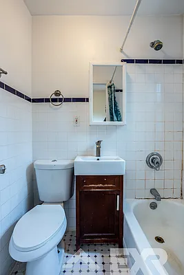 Rented by EXR | media 8