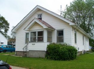 832 Bayliss Ave, Beloit, WI 53511