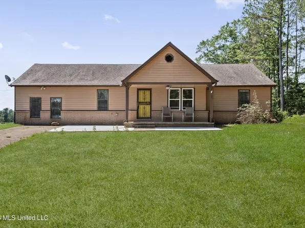 162 Forest Hill Rd, Byhalia, MS 38611