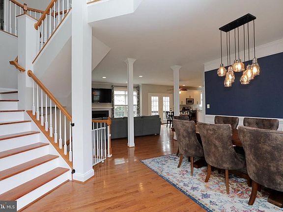 2nd image of 41921 Kentucky Ct
