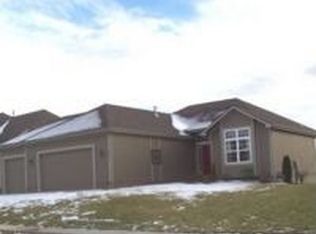 2353 SW River Spring Rd, Lees Summit, MO 64082