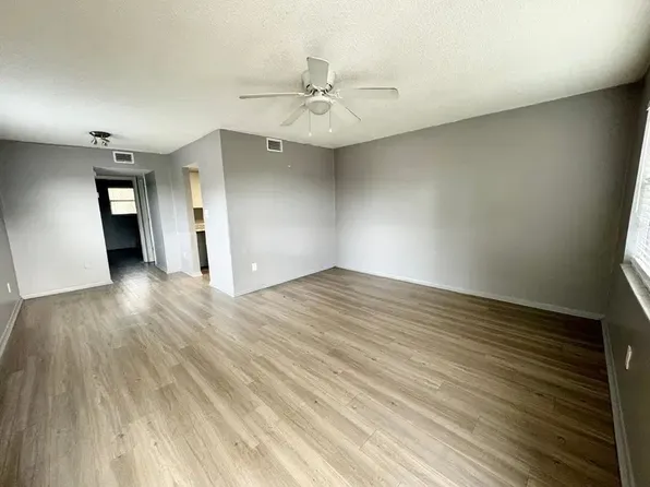 309 S Arcturas Ave APT 6, Clearwater, FL 33765