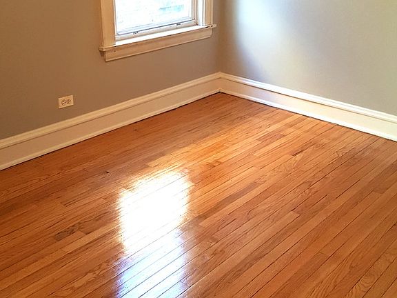5th image of 5810 N Maplewood Ave APT 2