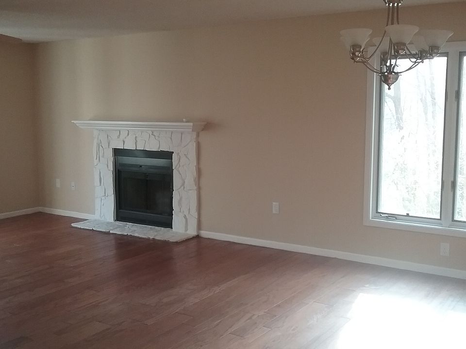 1st image of 2108 Northlake Dr