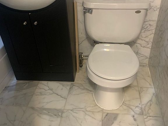 5th image of 132 E 17th St APT 23