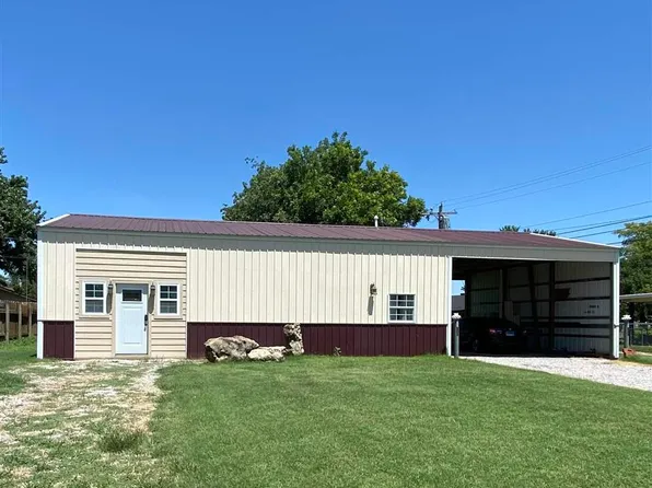 112 Wheatheart Dr, Tonkawa, OK 74653