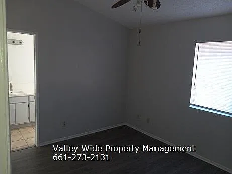 upstairs 2nd bedroom
