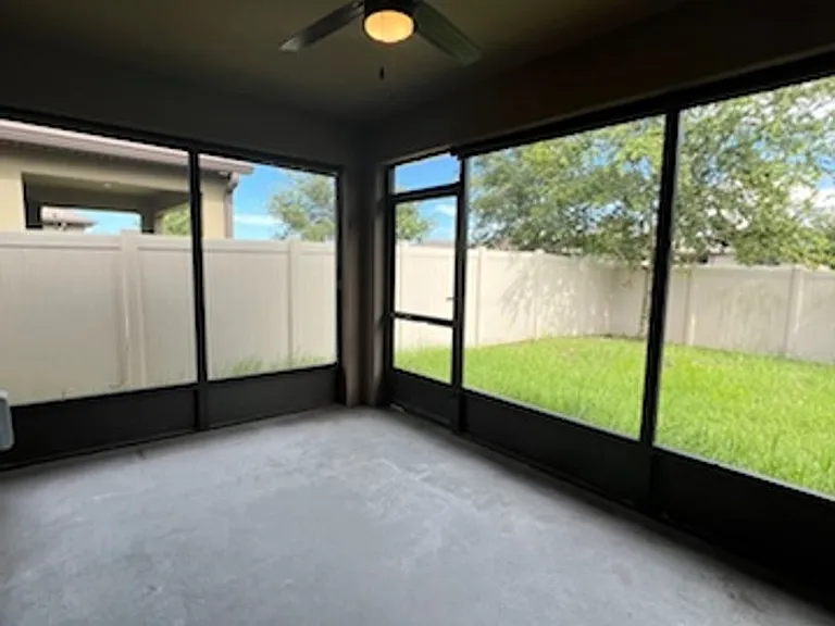 4528 Alligator Flag Cir — Photo 16