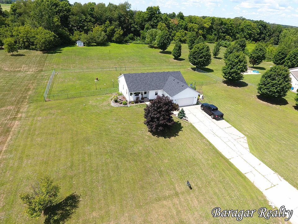 1st image of 16215 Outback Dr NE