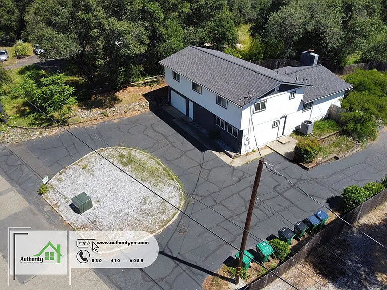 17875 Walker Mine Rd — Photo 4