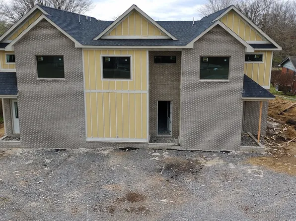 4482 Church St, Greenbrier, TN 37073