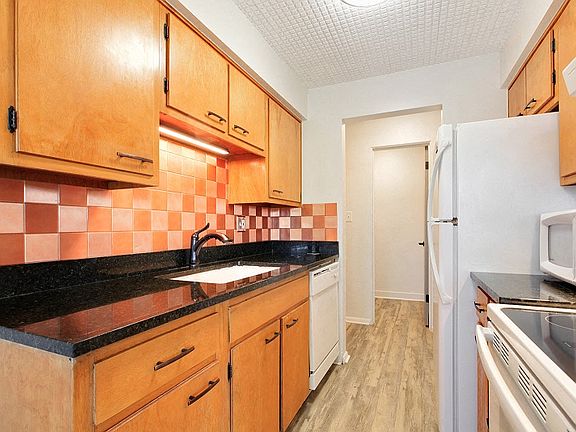 5th image of 2801 W 70th Ave #2567913