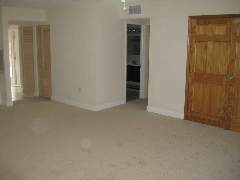 3432 NW 86th Way — Photo 7