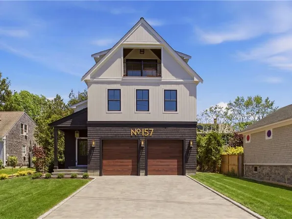 157 Ellery Ave, Middletown, RI 02842