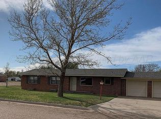 519 S Fulton St, Stratford, TX 79084