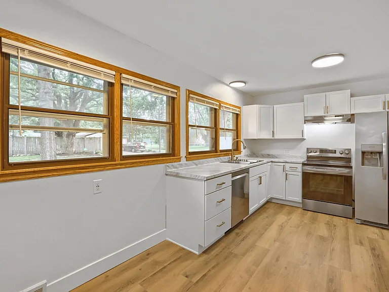 7344 Aldrich Ave S — Photo 3