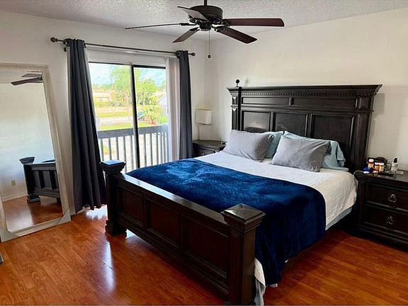 4th image of 4501 Pier Dr