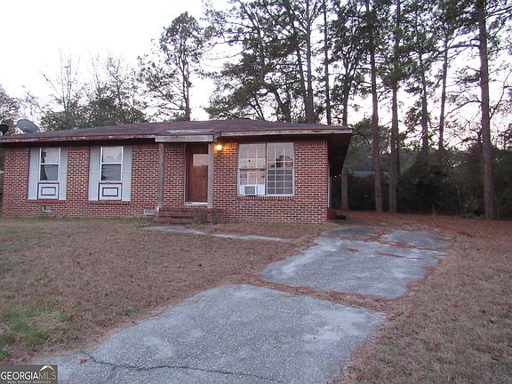 2nd image of 3426 Lancing Ct