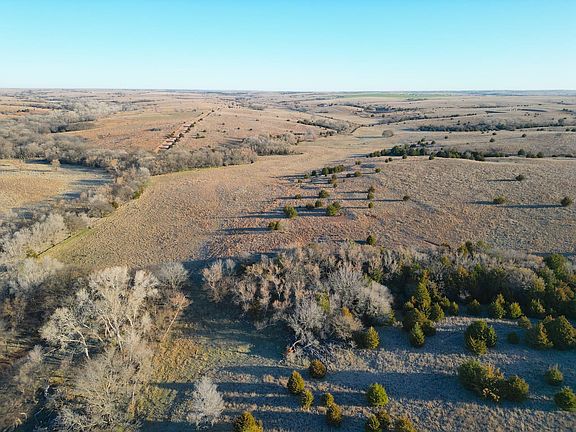 4th image of N 2180th Rd