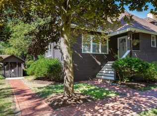 175 Milton St APT 11, Milton, MA 02186