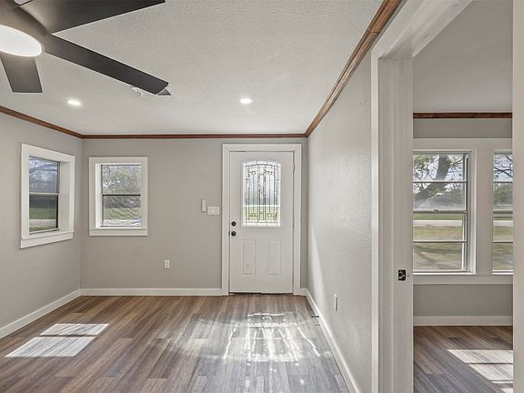 5th image of 400 S Garrett Ave