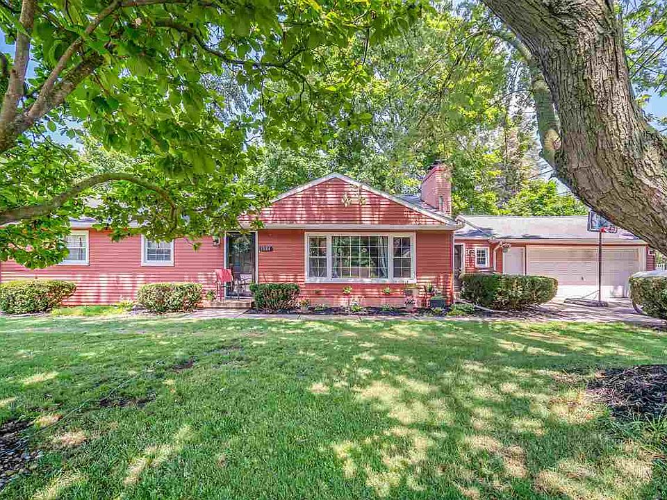 1st image of 1084 Westfield Dr